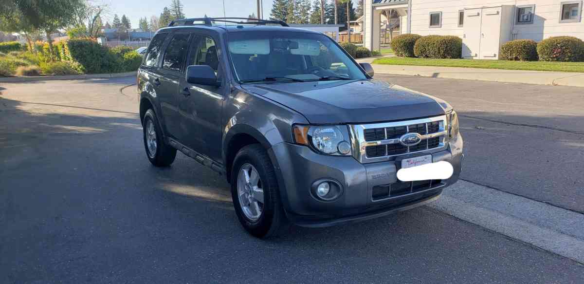 ford escape - Riverbank, California
