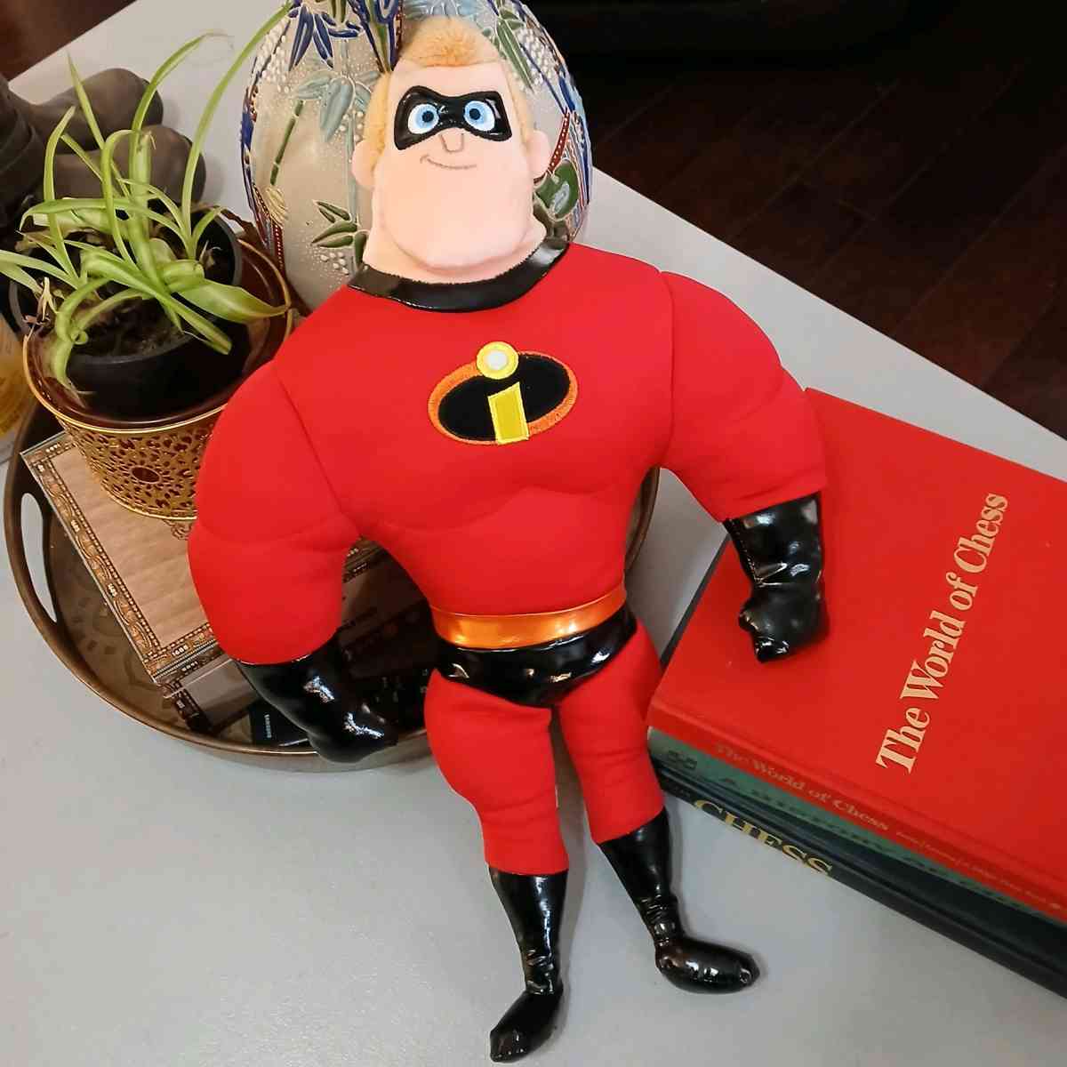 Mr Incredible Plush Toy Size 20x12 inches - Indianapolis, Indiana - FleaMarketBay