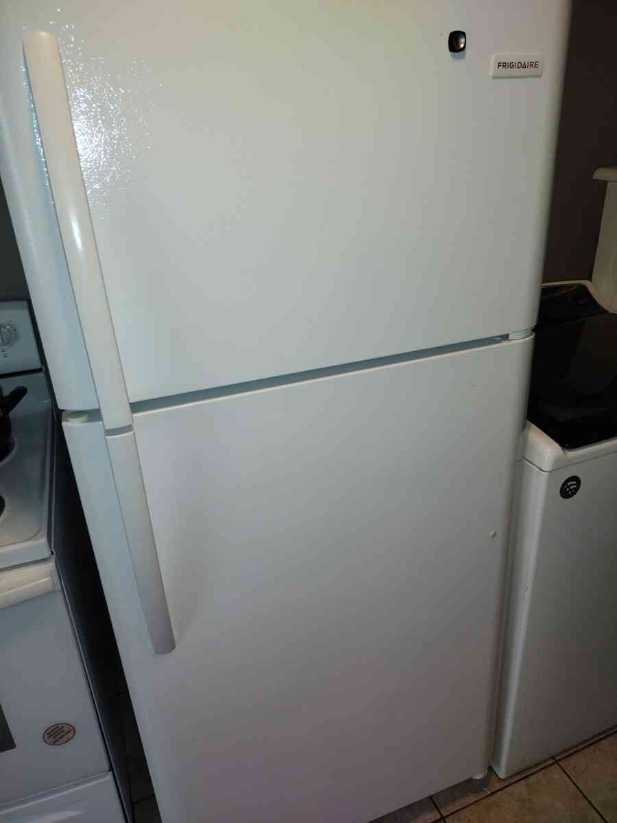 vendo esta Refrigerador esta en excelentes condiciones - Alicia, Arkansas - FleaMarketBay