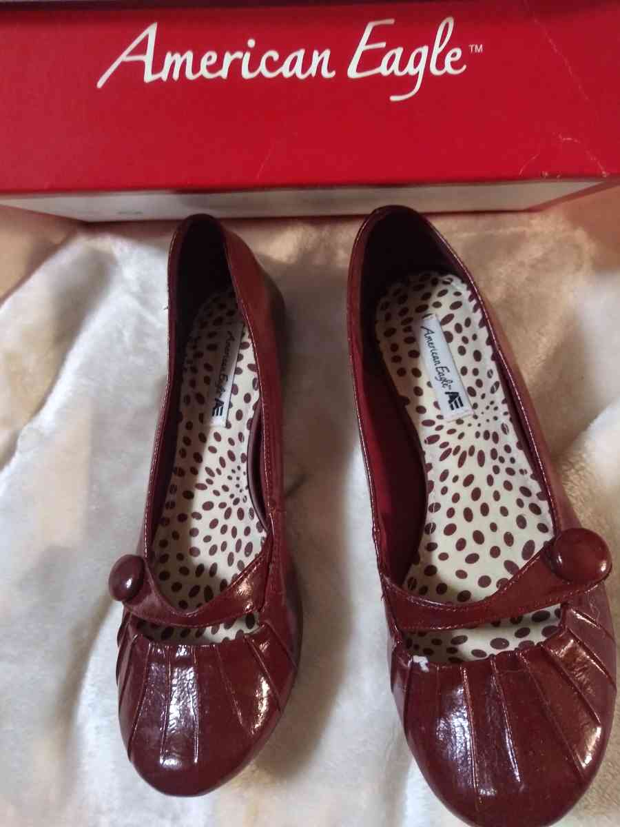 ladies shoes - Plantersville, Texas - FleaMarketBay