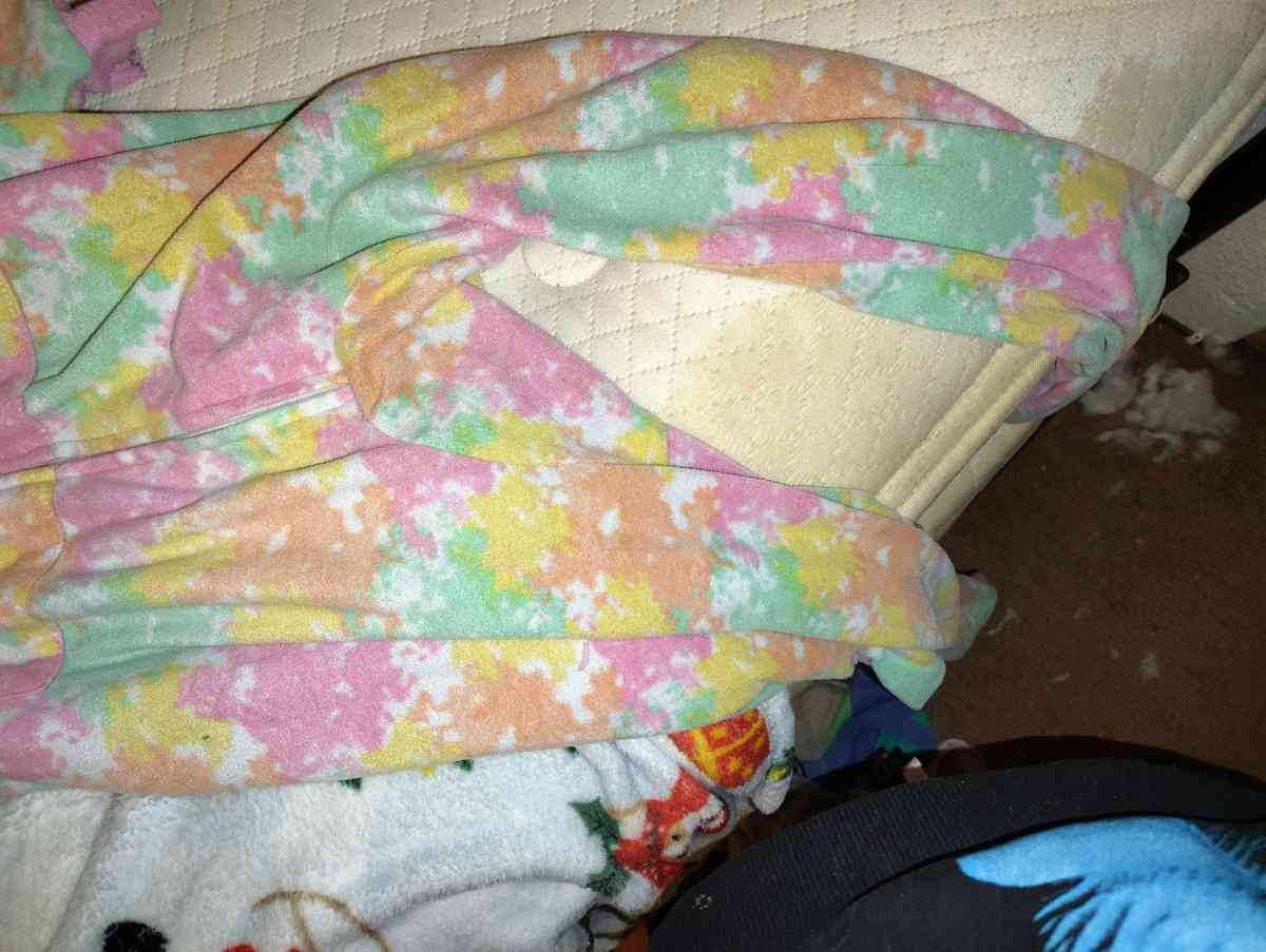 a unicorn suit - Brighton, Colorado - FleaMarketBay