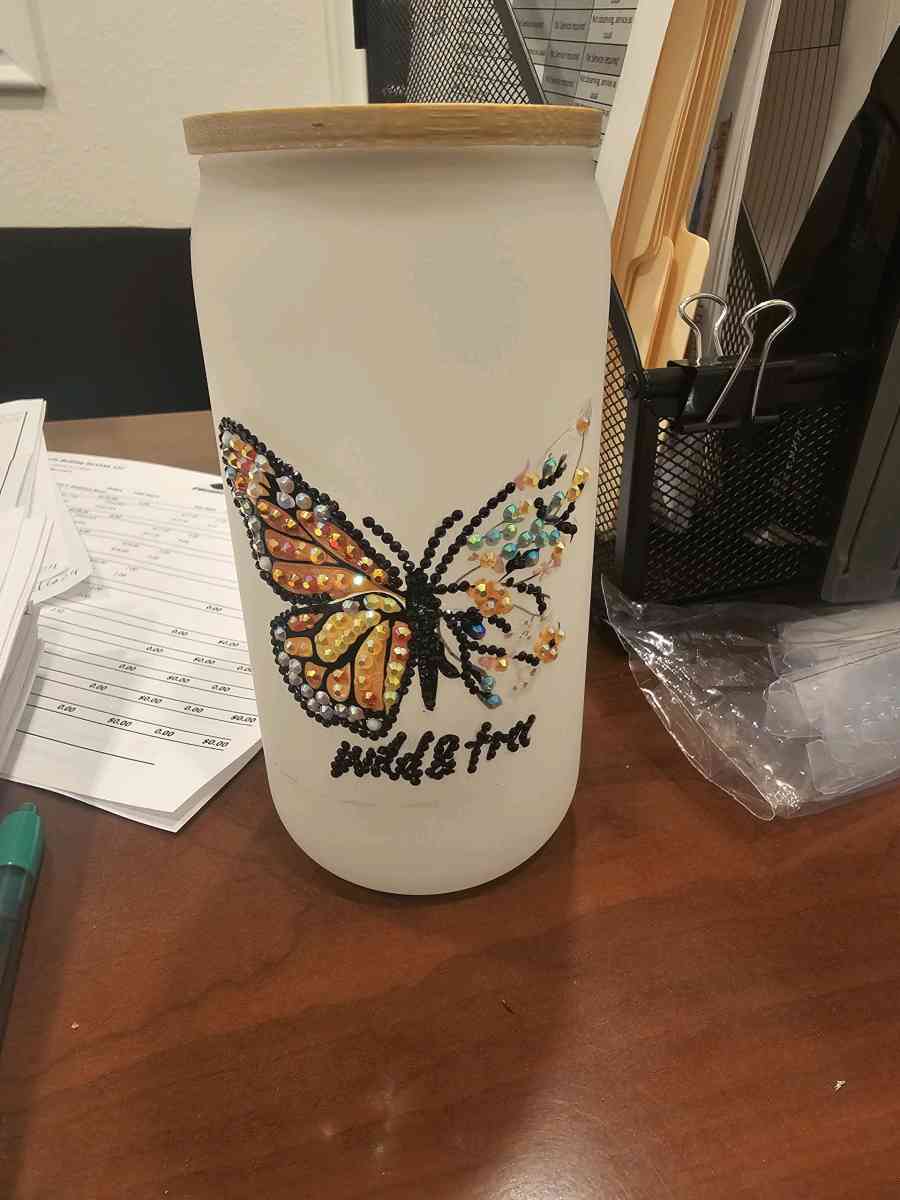 Cups with criystal - Corona, California - FleaMarketBay