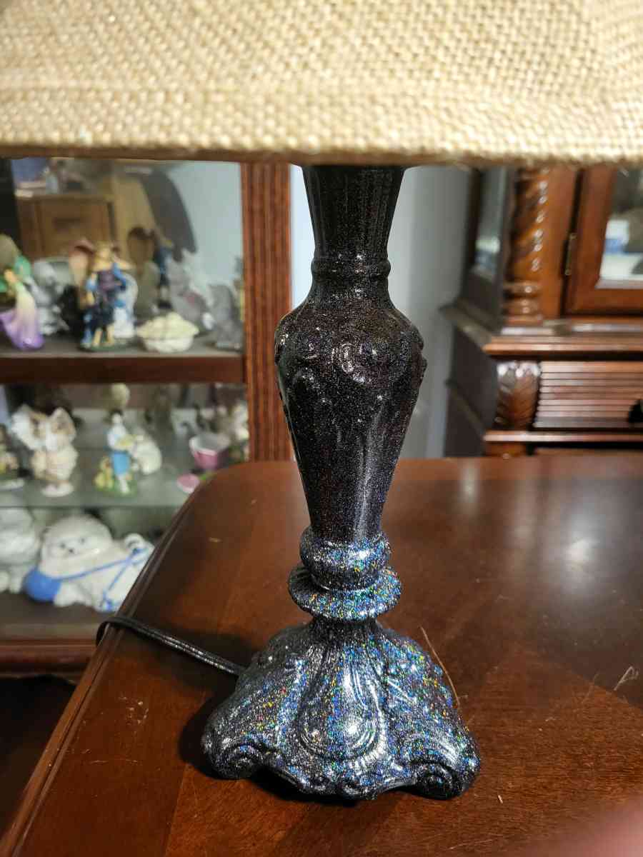 Super sparkly lamp - Morrilton, Arkansas - FleaMarketBay