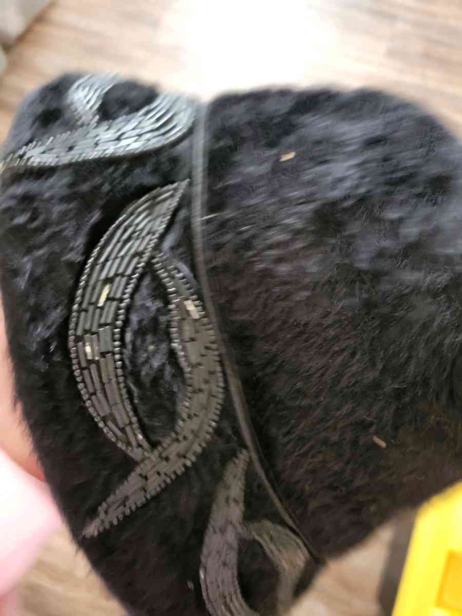 vintage fur hat - Norman, Oklahoma - FleaMarketBay