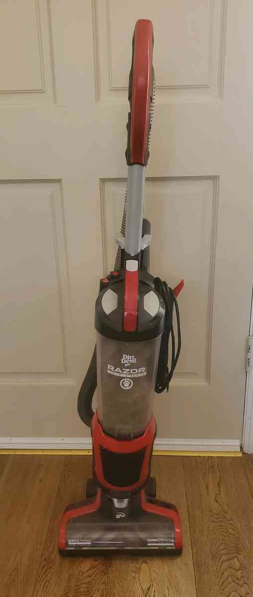 Dirt Devil  Razor Canister Vacuum  Multi Surface  Pets - Plano, Texas - FleaMarketBay