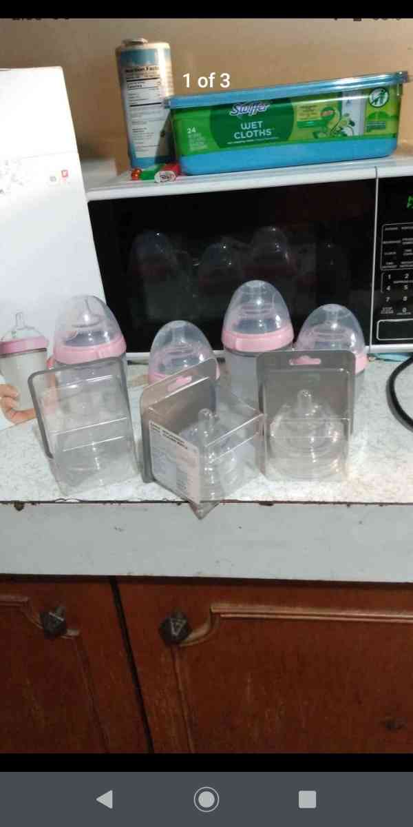 baby bottle bundle - Flint, Michigan - FleaMarketBay