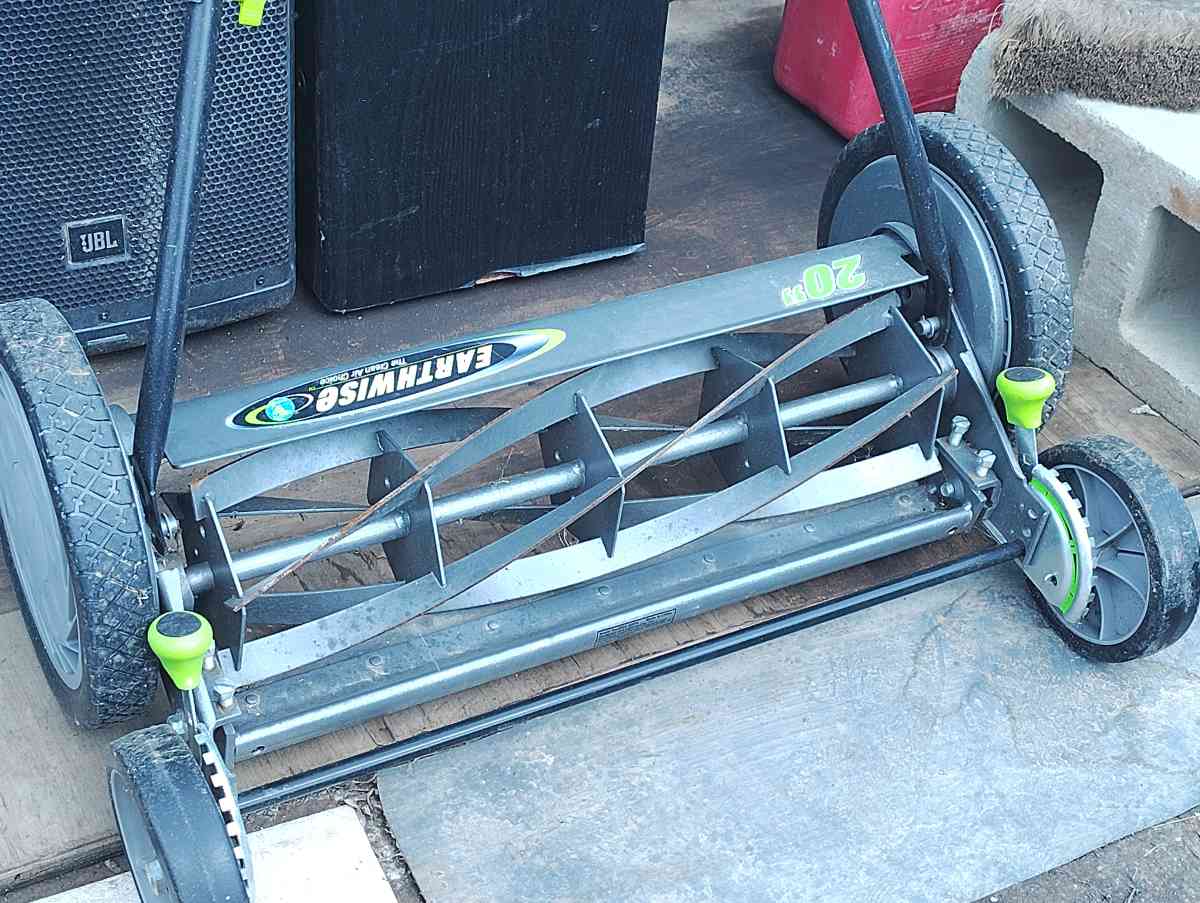 non electric mower - Columbus, Ohio - FleaMarketBay