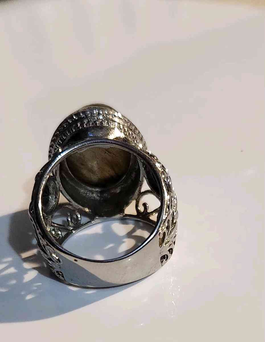 vintage ring - Imlay, Nevada - FleaMarketBay
