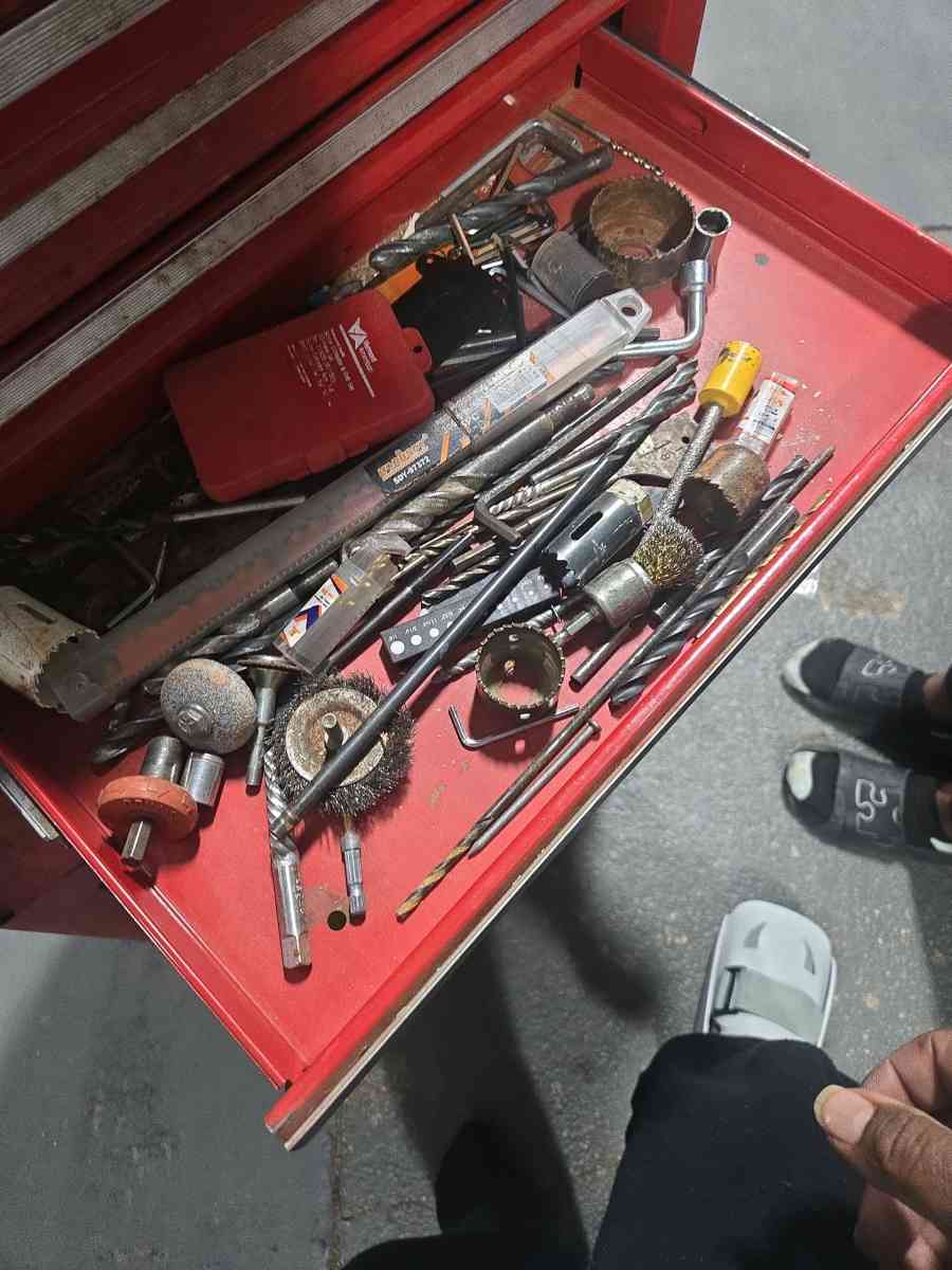 Craftsman tool box on wheels - Bowie, Maryland - FleaMarketBay