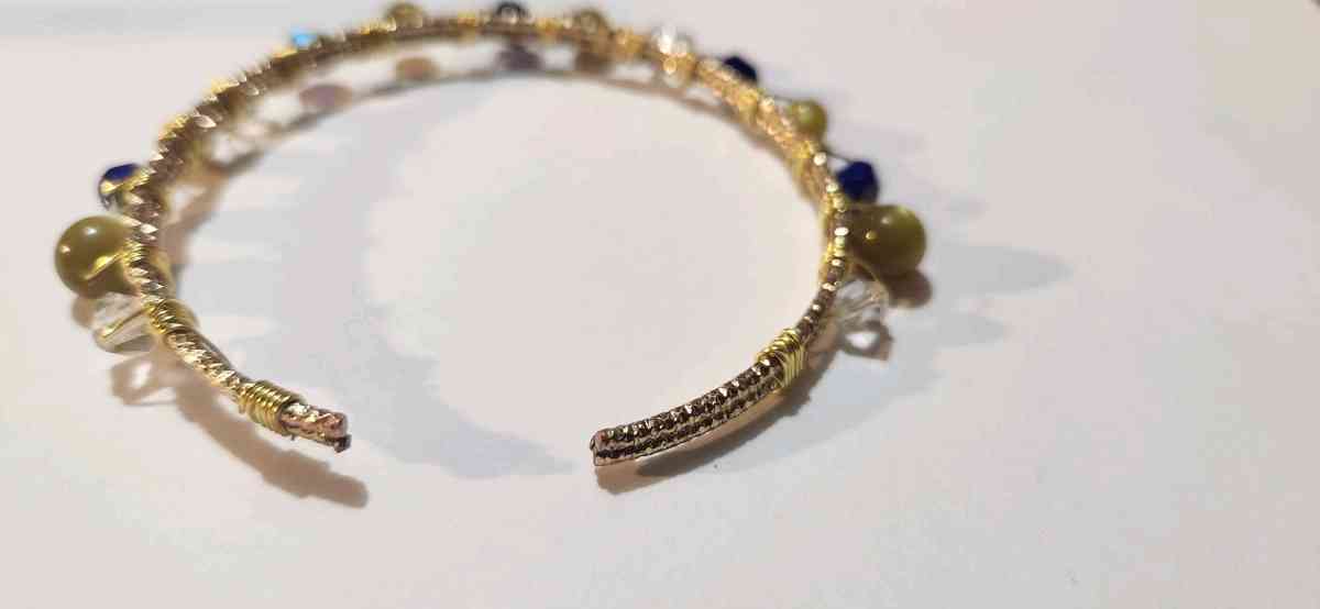 handmade wire wrapped bracelet - Imlay, Nevada - FleaMarketBay