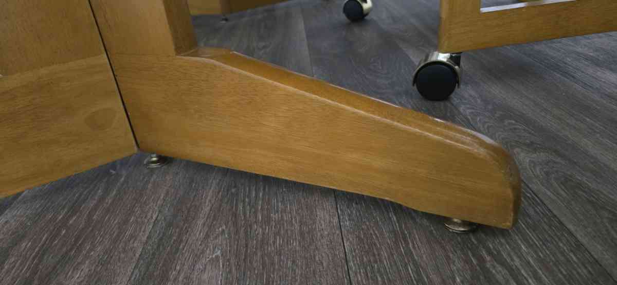 Dinner table - Lewisville, Texas - FleaMarketBay