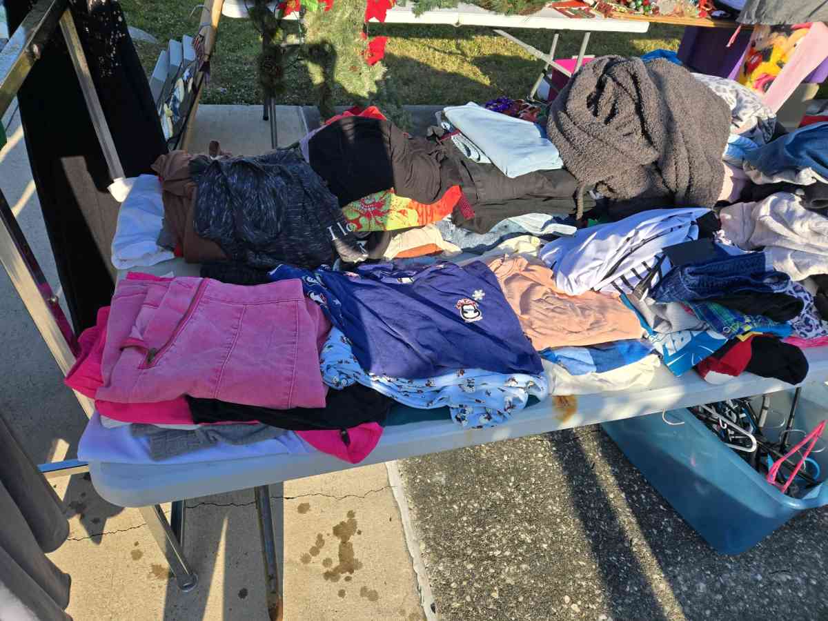 yard sale bake sale - Punta Gorda, Florida - FleaMarketBay