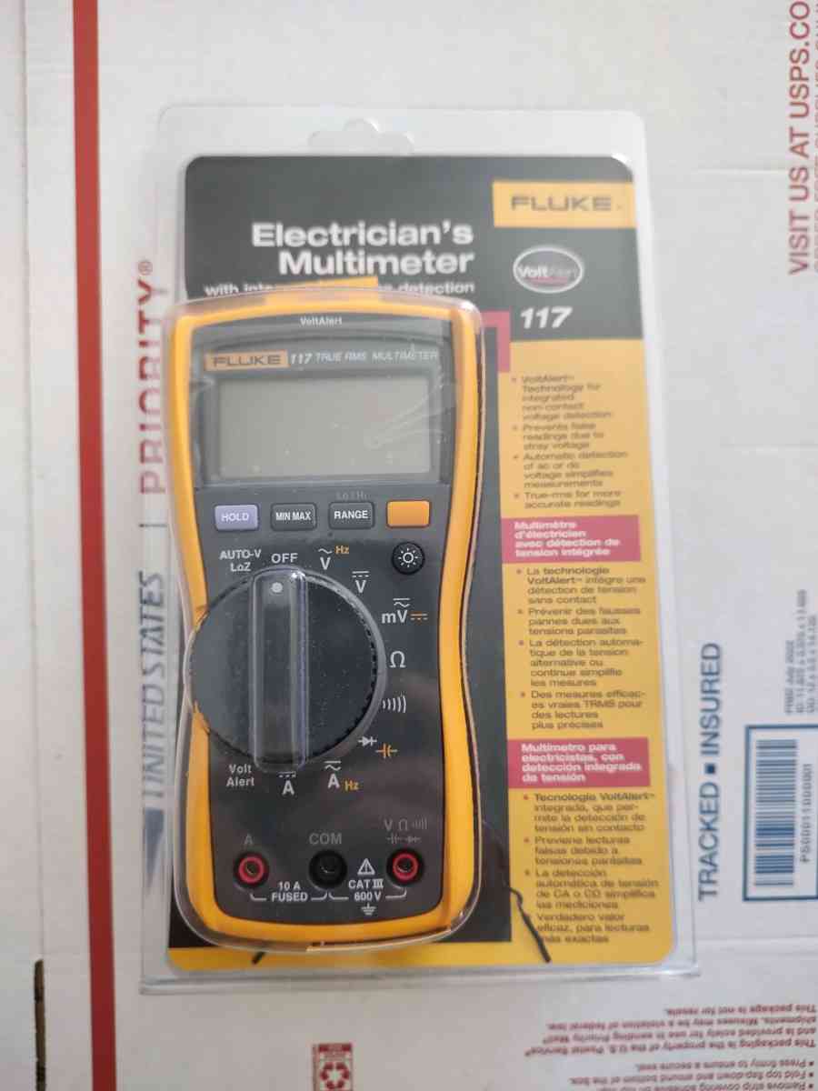 NEW FLUKE117 Digital Multimeter