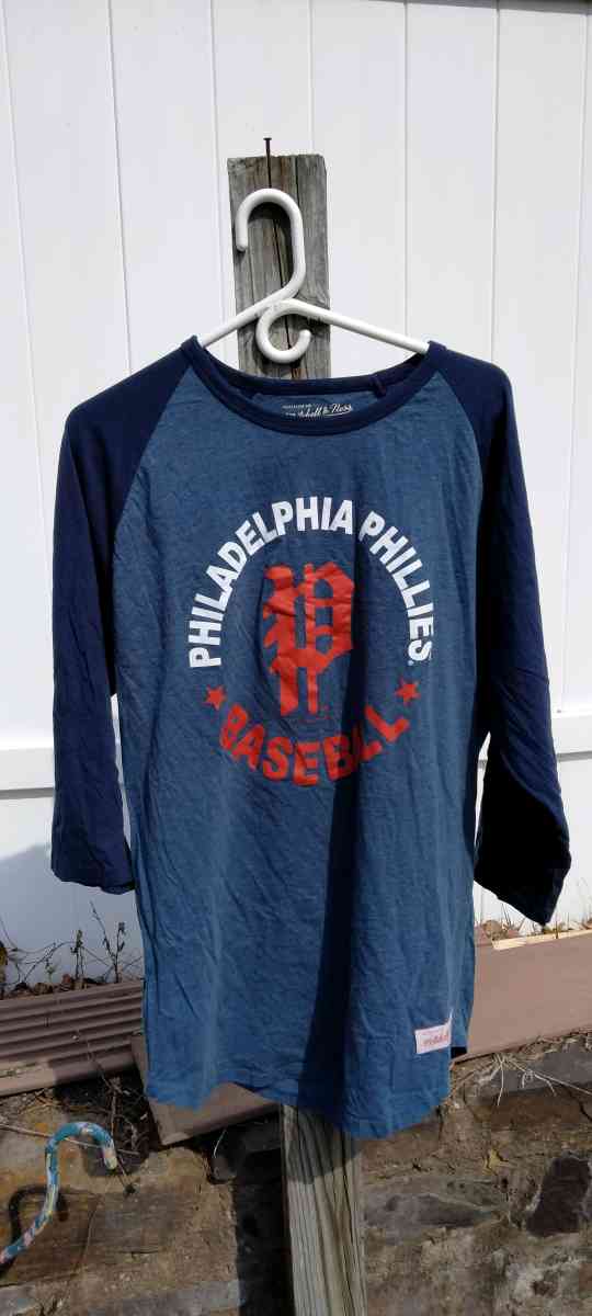 Philadelphia Phillies 3 qt Shirt - Norristown, Pennsylvania