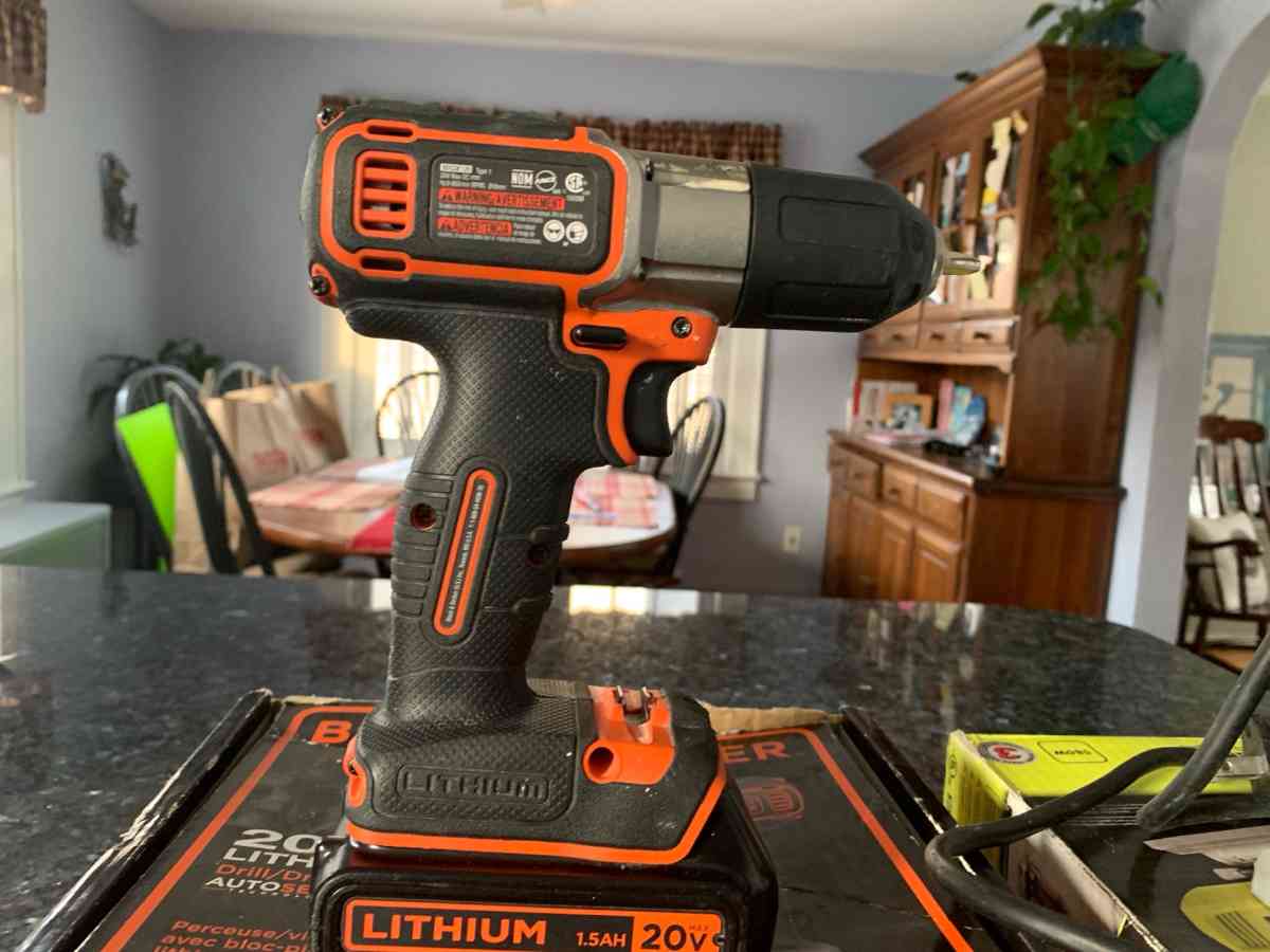 Ryobi jig saw black and decker drill 30 for both - York, New York - FleaMarketBay