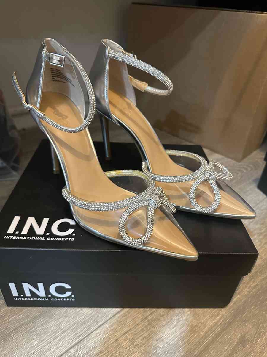 INC International Concepts Womens Lidani PointedToe Pum Silv - Burlington, New Jersey - FleaMarketBay