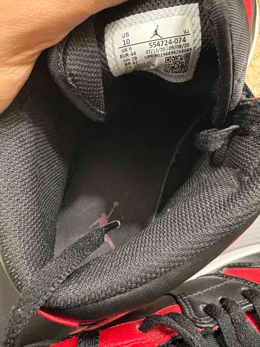 Jordan 1s banned - Central Islip, New York - FleaMarketBay