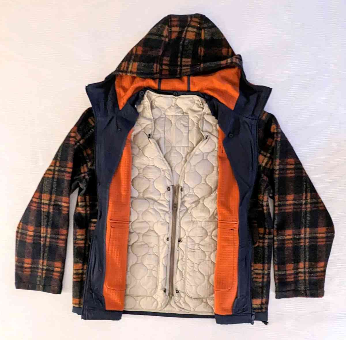 Parka Hoodie Rare find as no site has it for sale - Staten Island, New York - FleaMarketBay