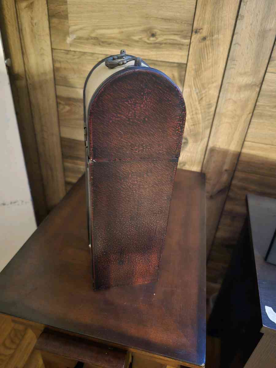 wine holder - Bryan, Texas - FleaMarketBay