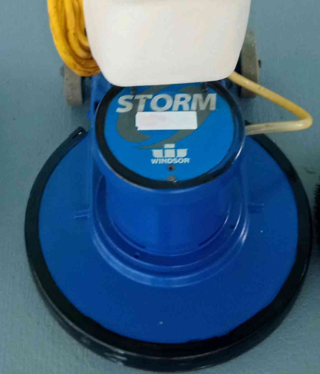 machine to polish floors or remove wax - Ocala, Florida