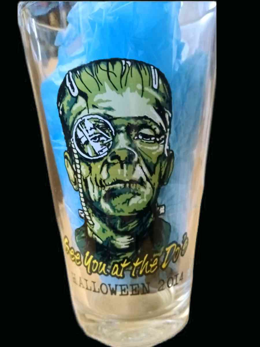 Macados Halloween glass - Roanoke, Virginia - FleaMarketBay