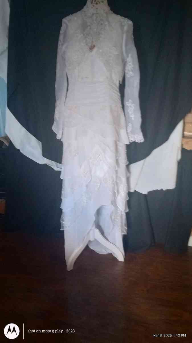 wedding dress - Ranson, West Virginia