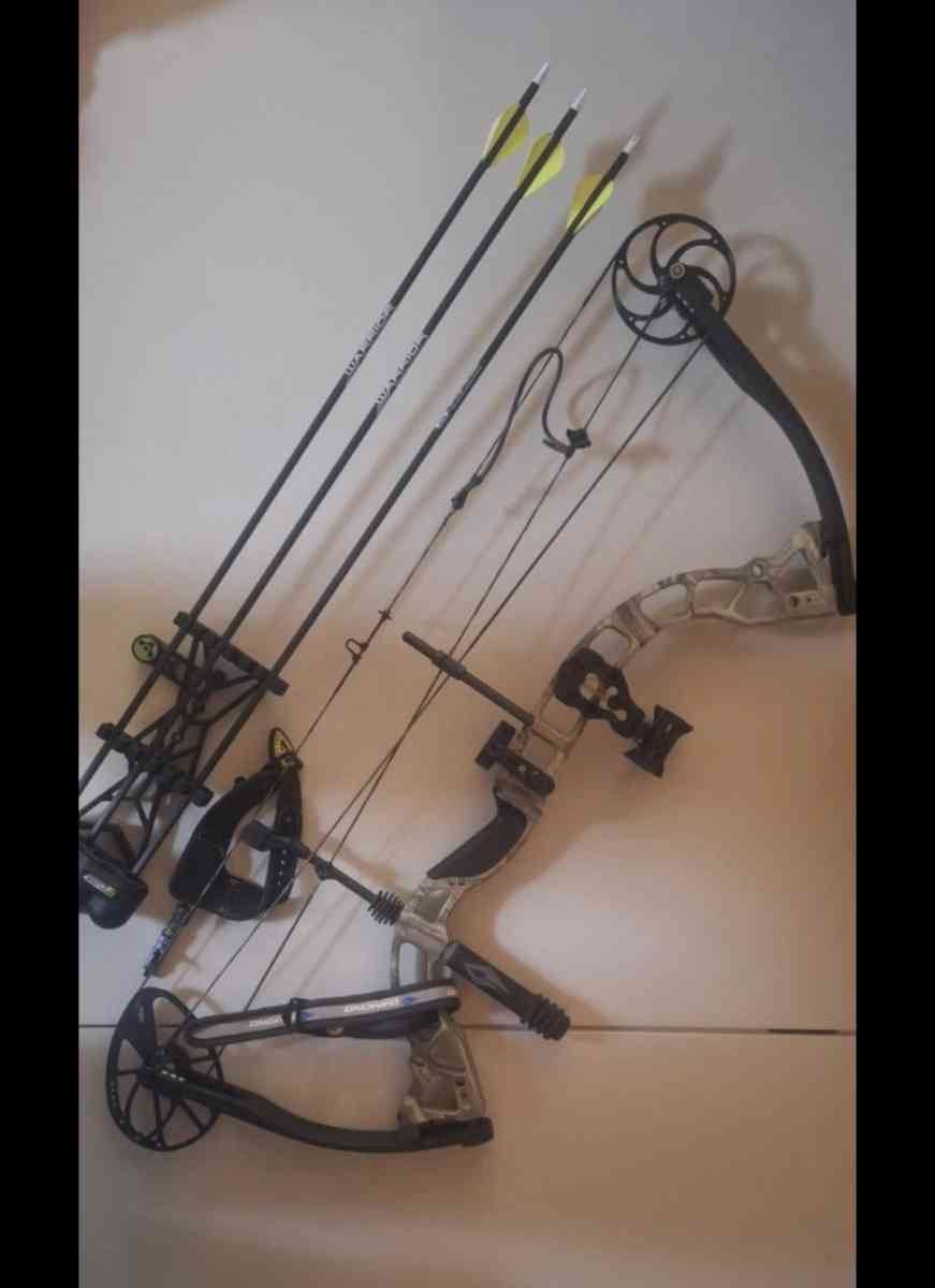 Diamond Outlaw Compound Bow - Iron Mountain, Michigan - FleaMarketBay