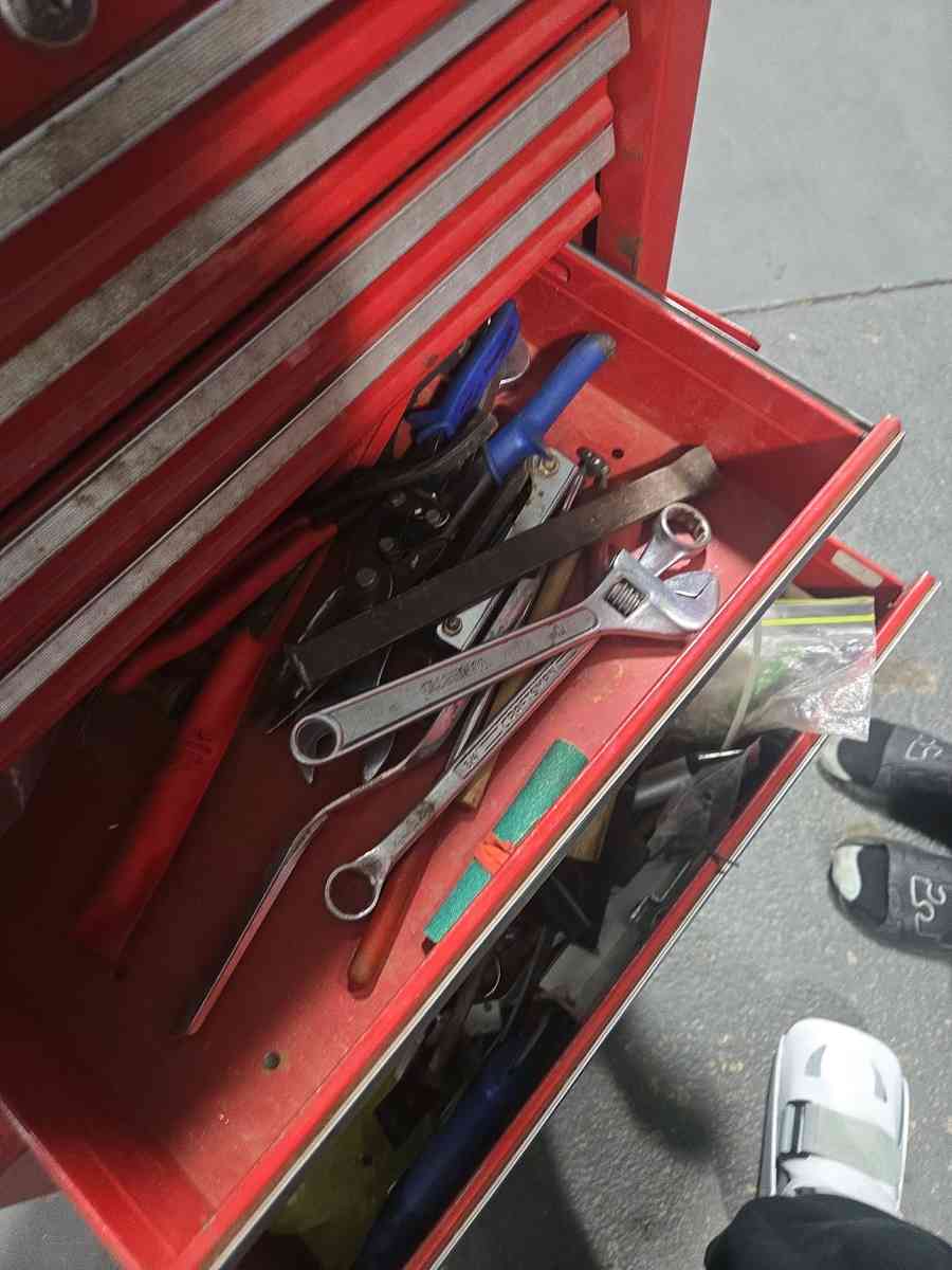 Craftsman tool box on wheels - Bowie, Maryland - FleaMarketBay