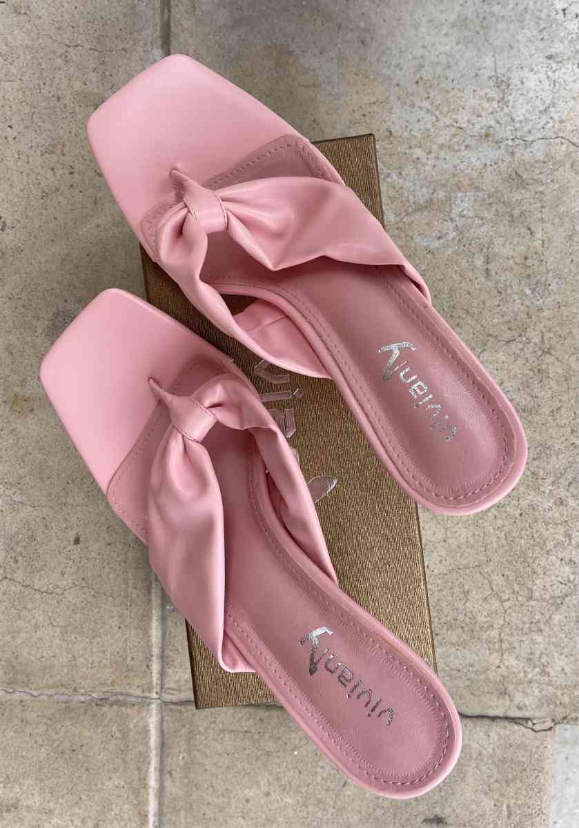 Women Heels - Los Angeles, California - FleaMarketBay