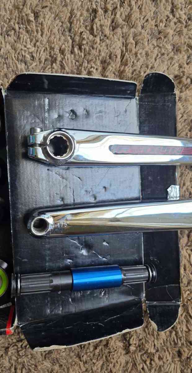 redline complete bmx crank 175 single pinch bolt arms - Louisville, Kentucky - FleaMarketBay