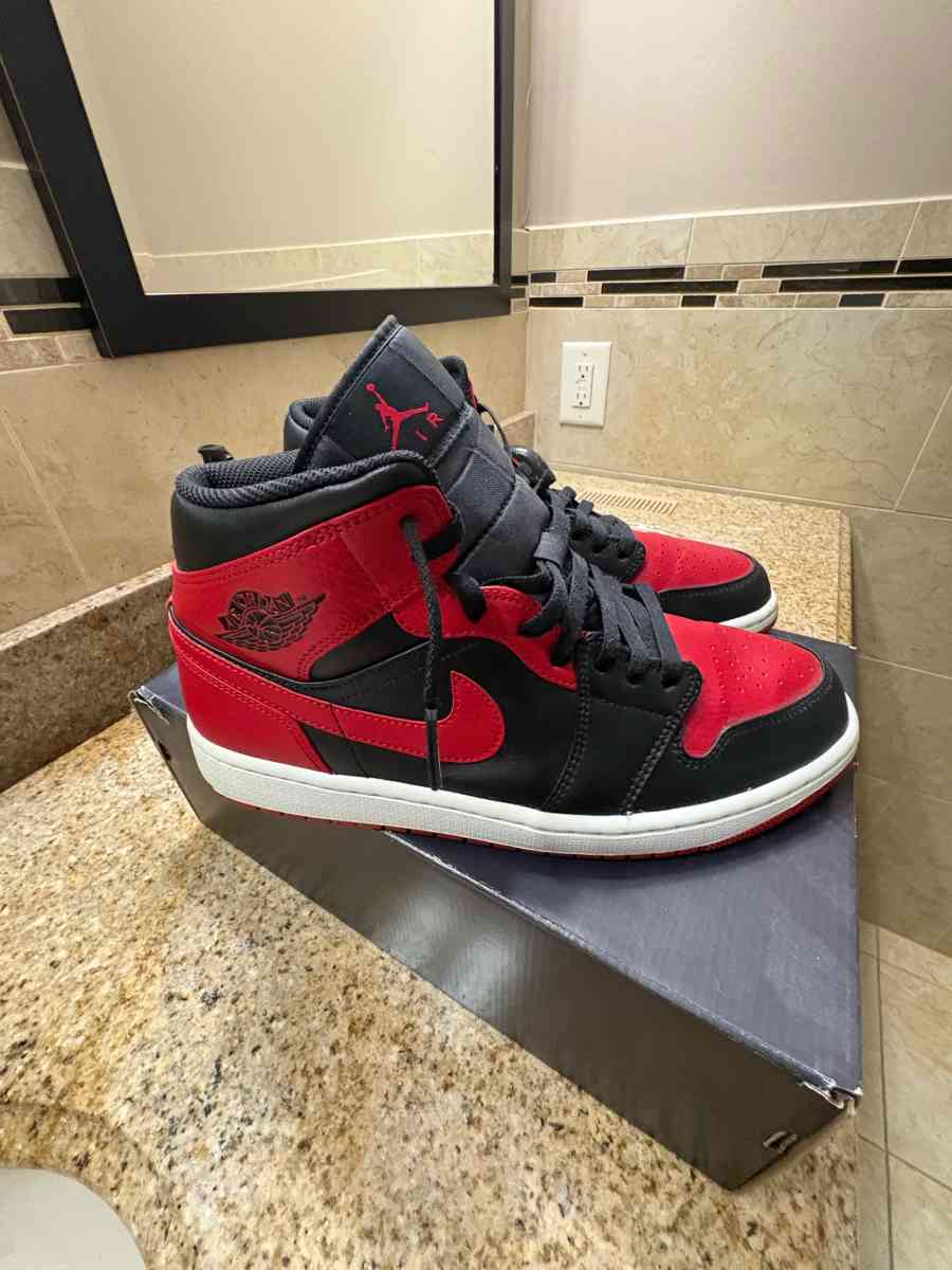 Jordan 1s banned - Central Islip, New York