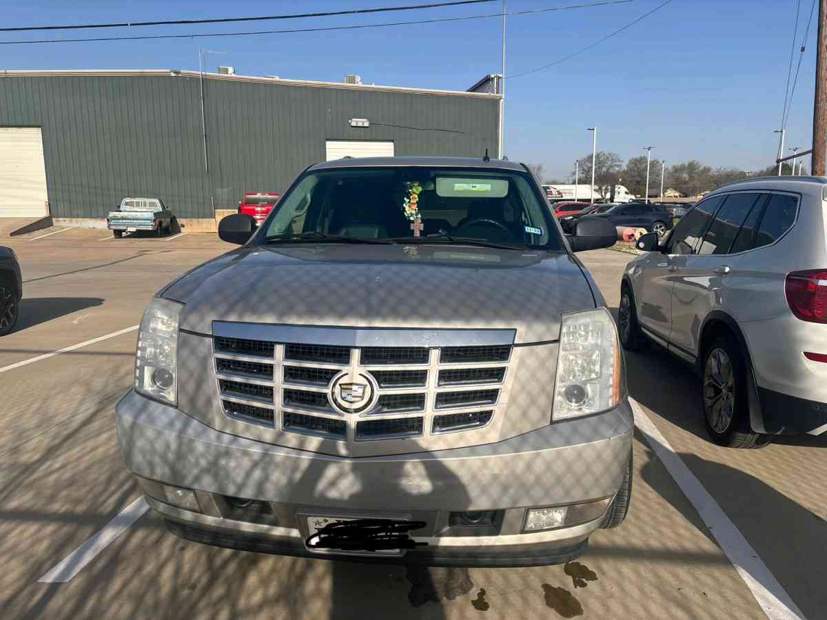 2008 Cadillac Escalade - Greenville, Texas - FleaMarketBay