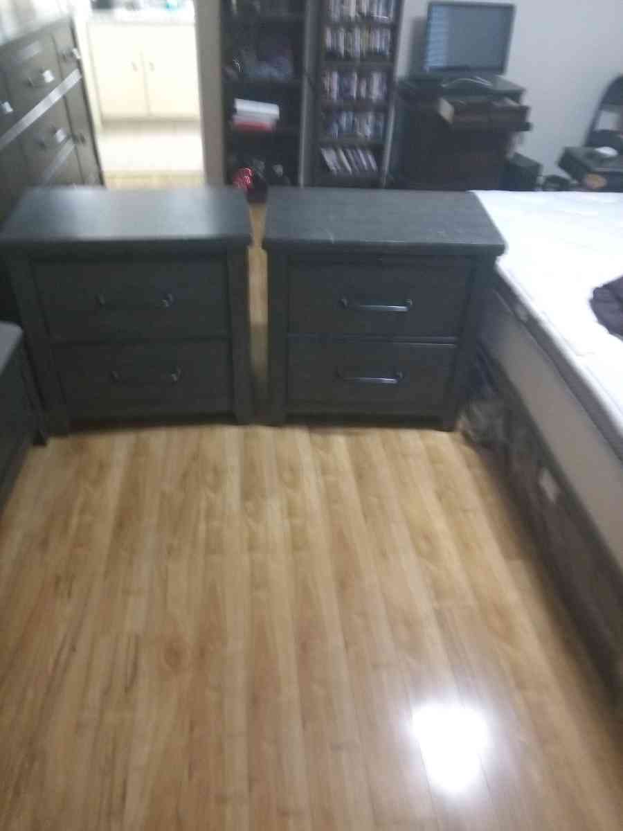 king size bedroom set - Missouri City, Texas - FleaMarketBay