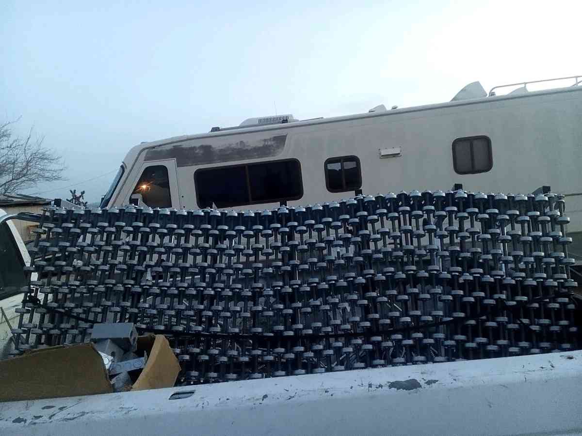 two roller carts to unload cargo from trucks - Alicia, Arkansas