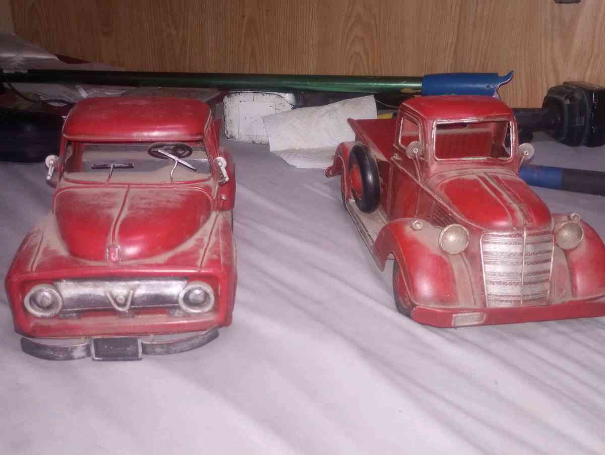 vintage Red Metal Trucks - Ogden, Utah - FleaMarketBay