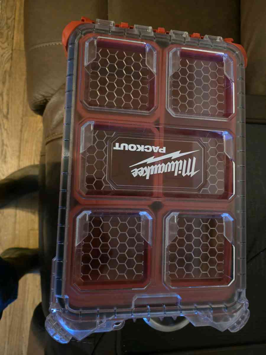 tool box - Bryan, Texas - FleaMarketBay