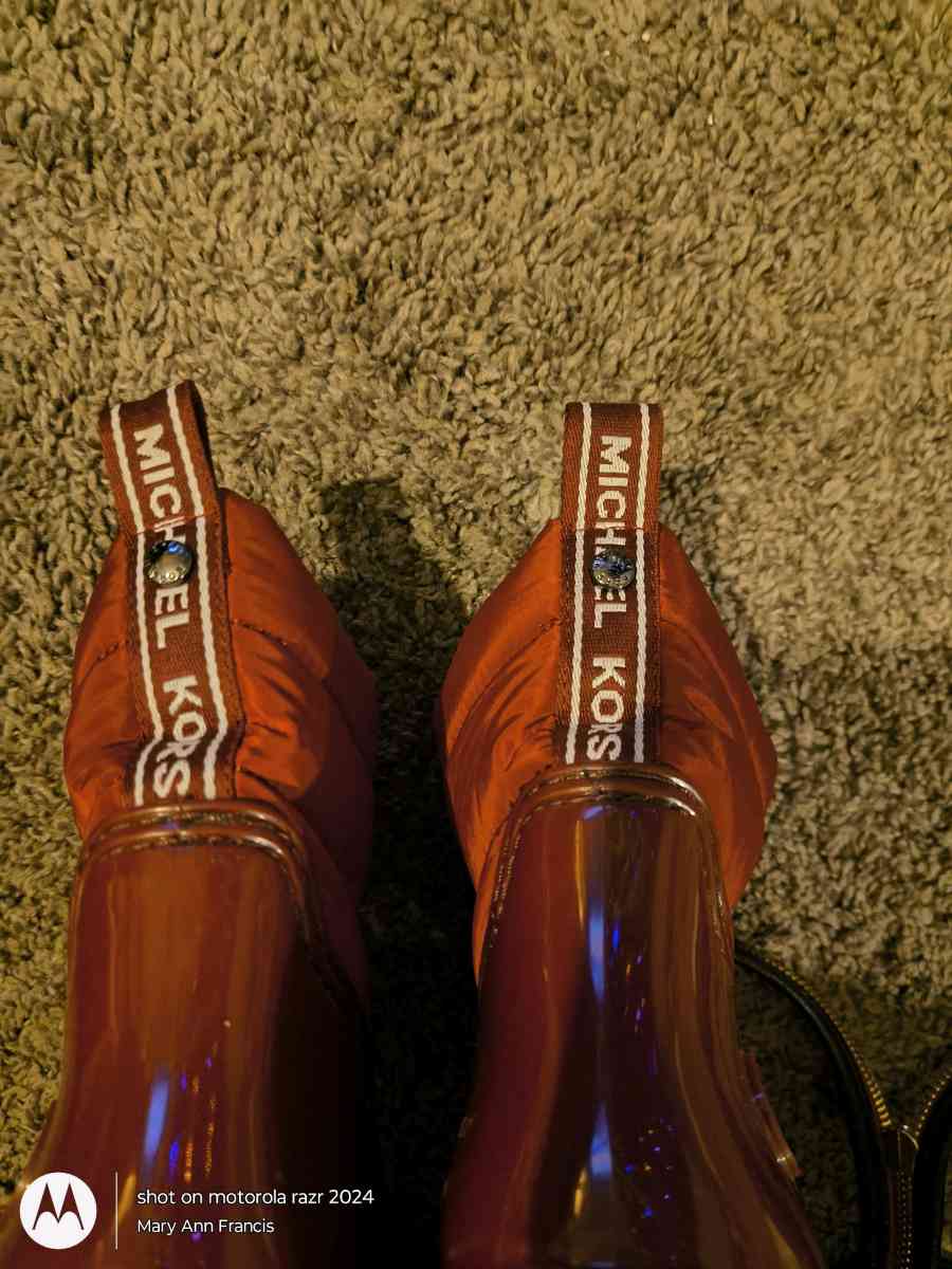 MK Waterproof Boots Red - Council Bluffs, Iowa
