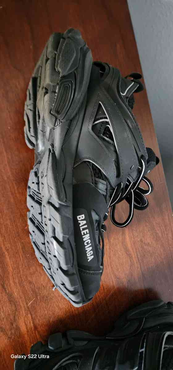 women Balenciaga shoe - Port Richey, Florida - FleaMarketBay