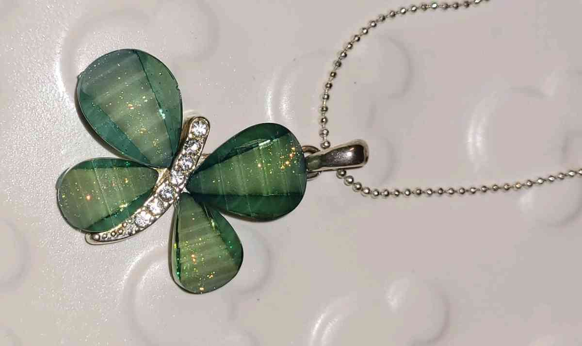 CZ Butterfly Pendant and Necklace - Pleasantville, New Jersey - FleaMarketBay
