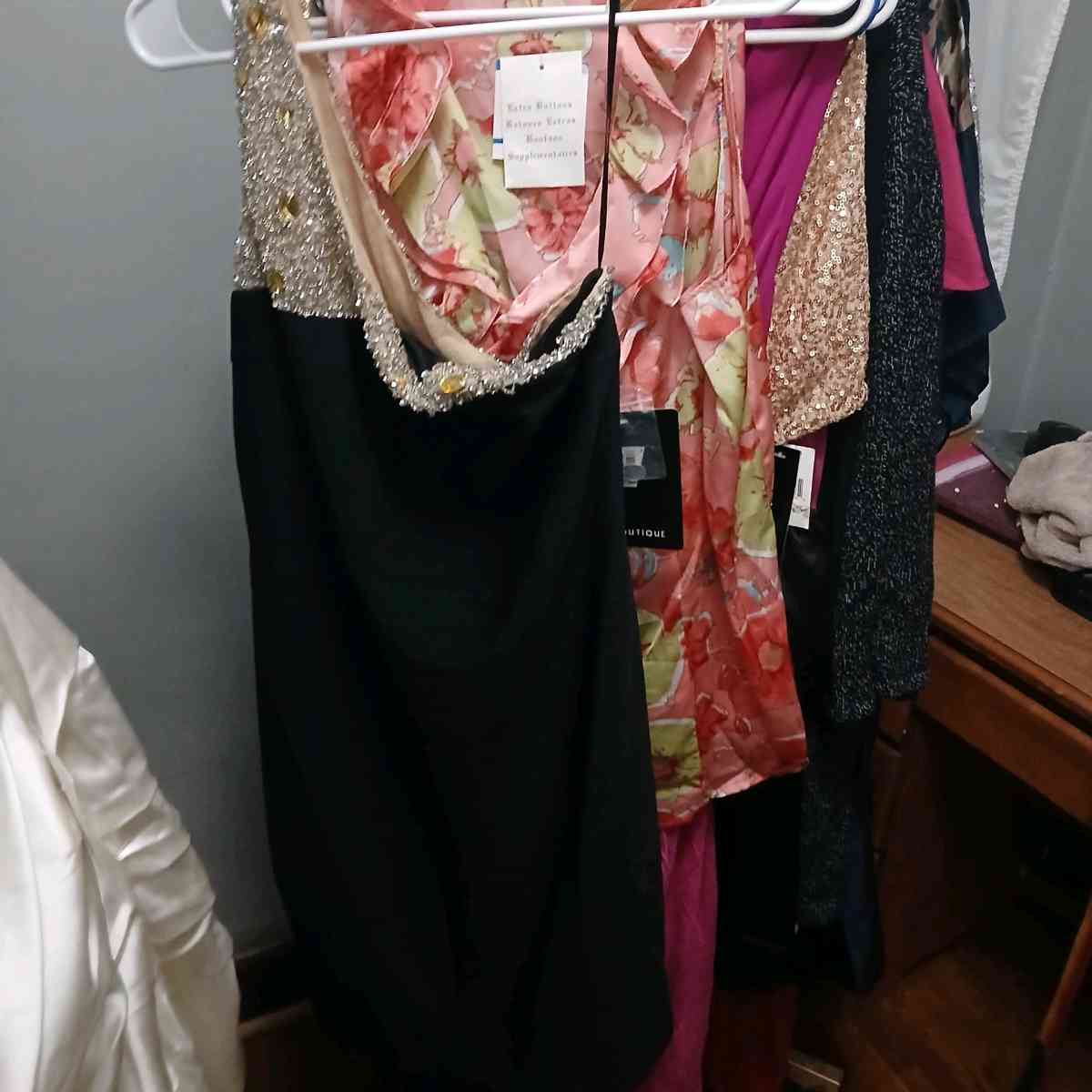 I have sizes 2 to 28 all name brand all brand new - Beatrice, Nebraska - FleaMarketBay