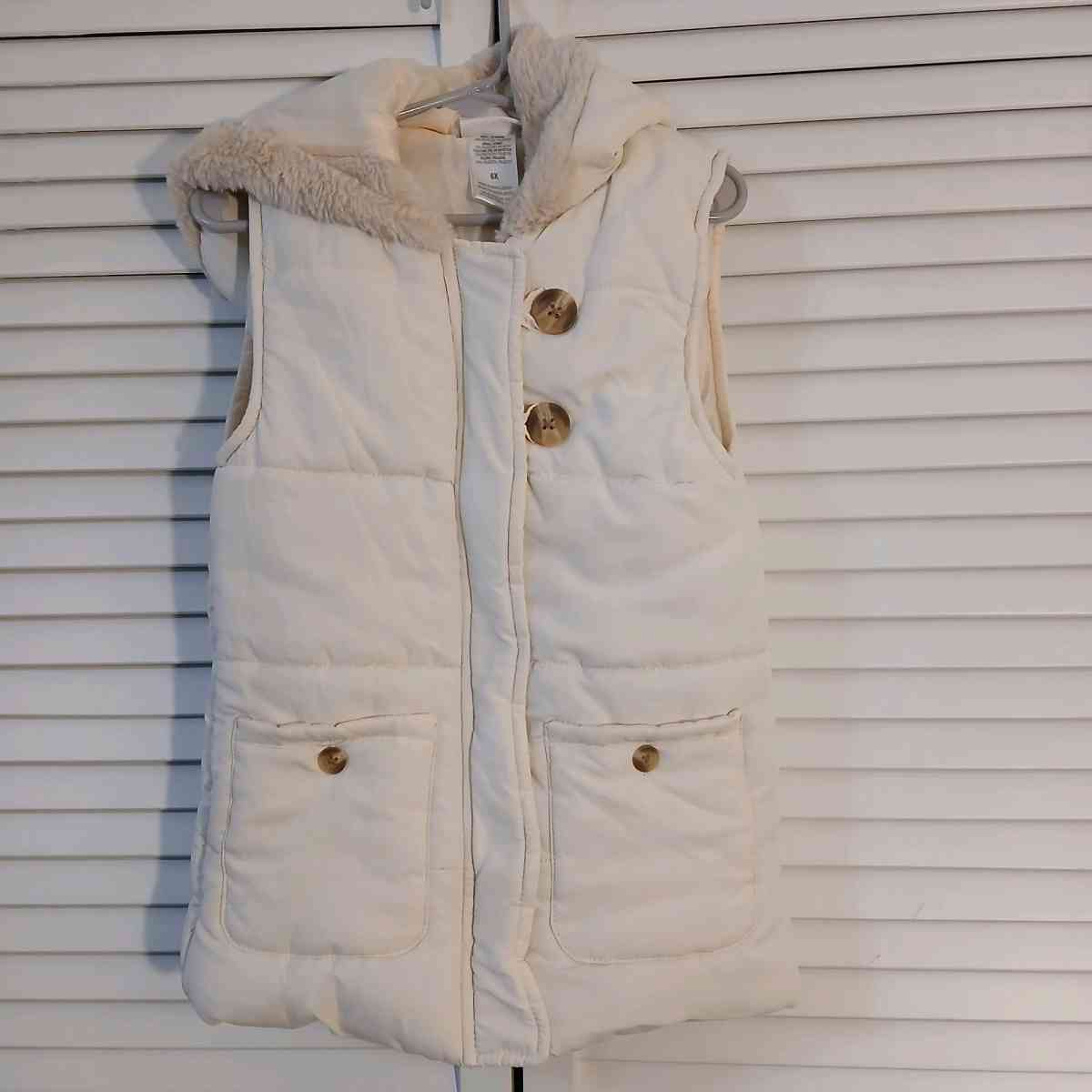 Nicole Miller Vest for Kids Size 6X - Indianapolis, Indiana