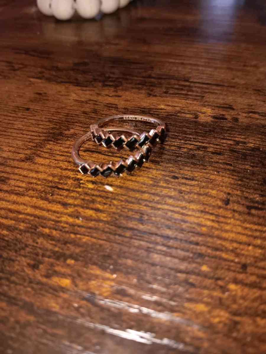 rose gold black diamond ring