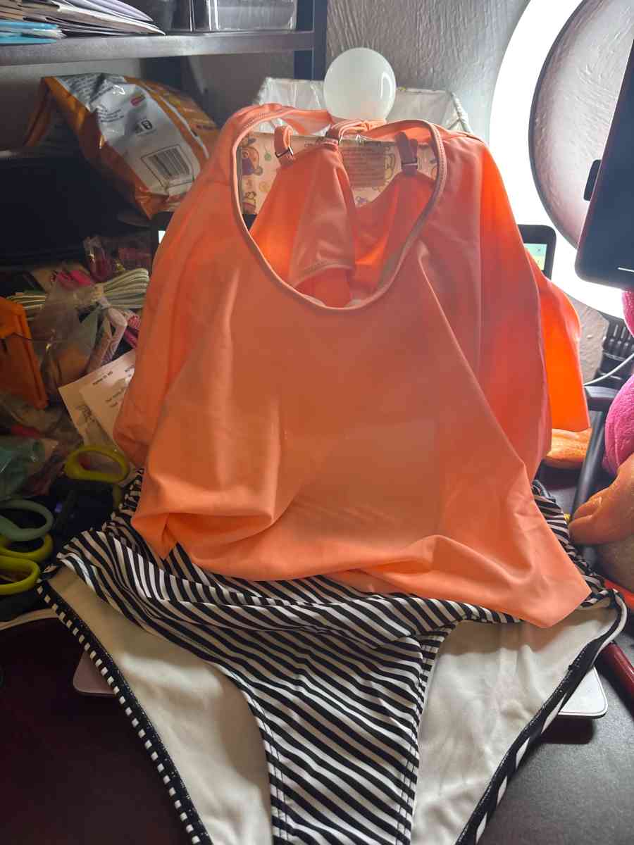 Womens Swimsuits - Saint Louis, Missouri