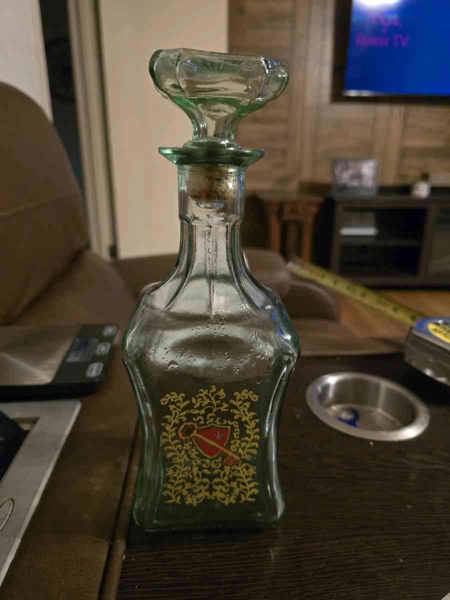 whiskey bottle - Bryan, Texas - FleaMarketBay