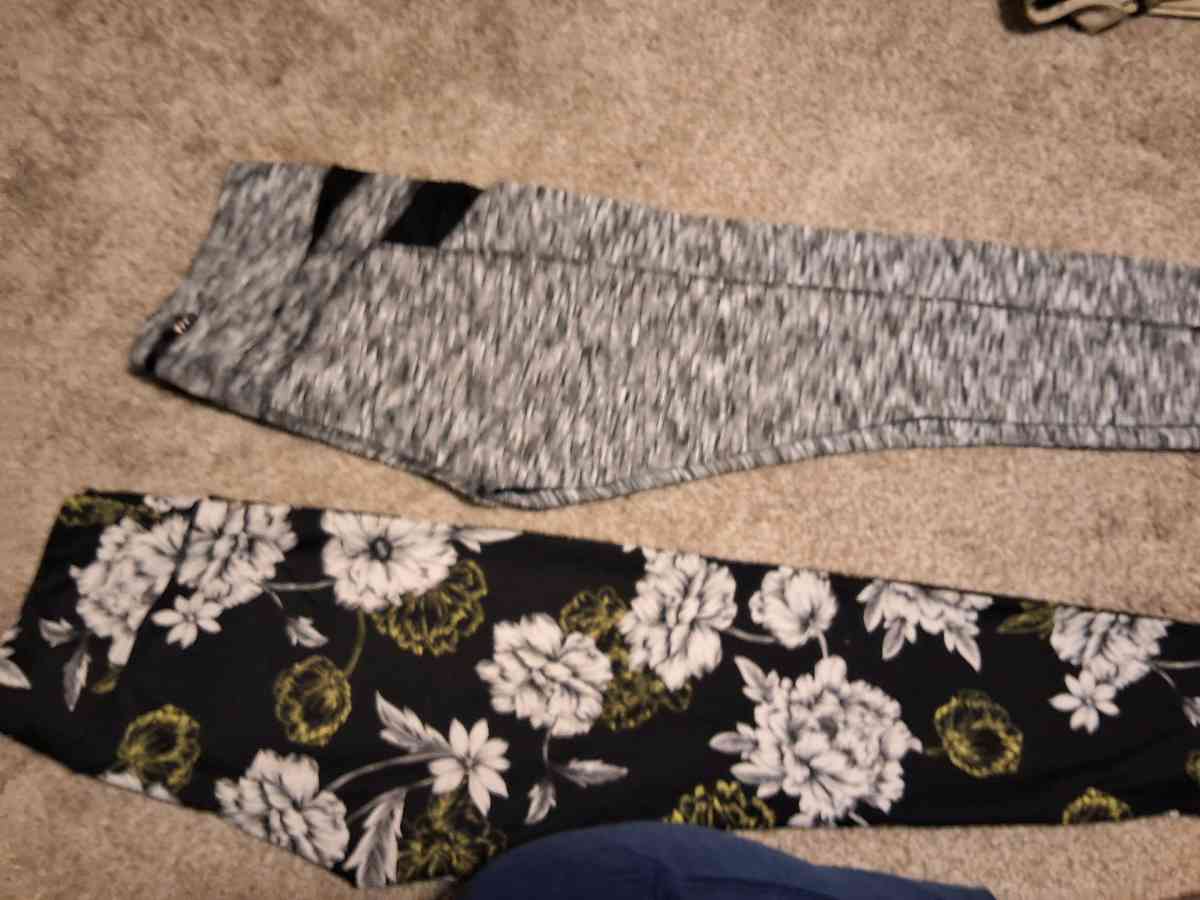 yoga pants