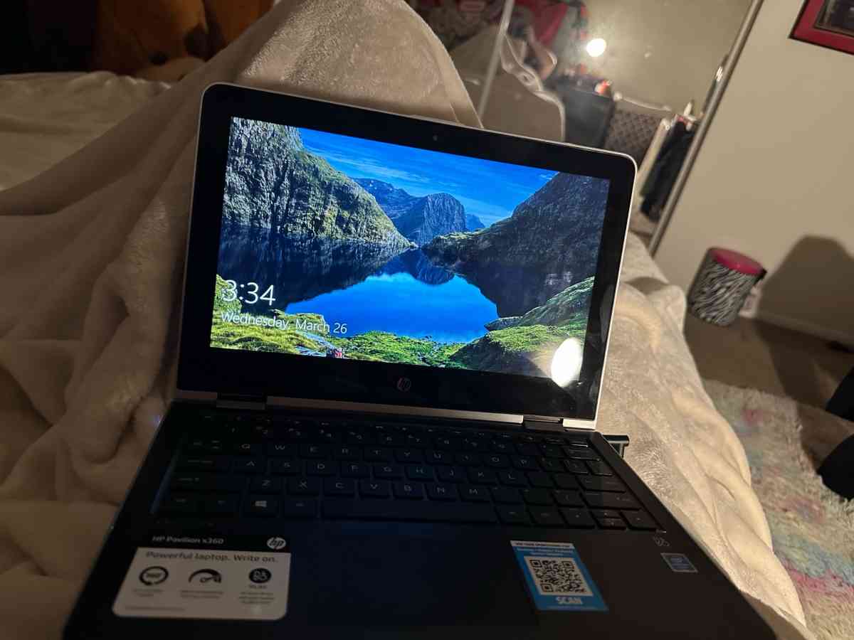 hp pavilion x360 laptop - Middleburg, Ohio