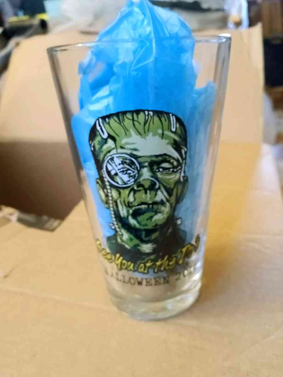 Macados Halloween glass - Roanoke, Virginia - FleaMarketBay
