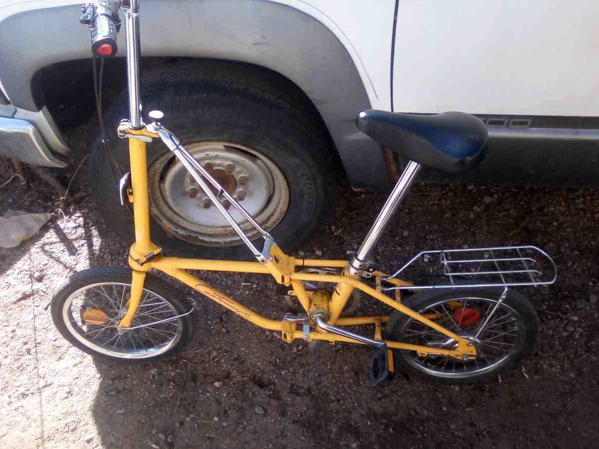 vintage 1982 16in folding bike - Commerce City, Colorado - FleaMarketBay