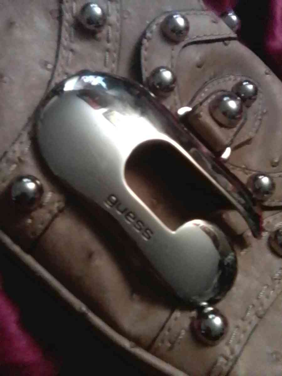 guess bag - Merritt Island, Florida - FleaMarketBay