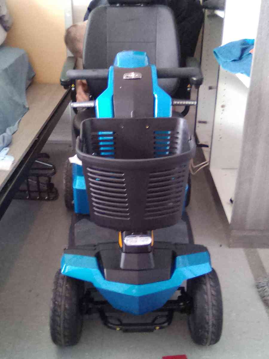 Pride S710LXW Victory LX Sport 4 Wheel Mobility Scooter - Seattle, Washington - FleaMarketBay
